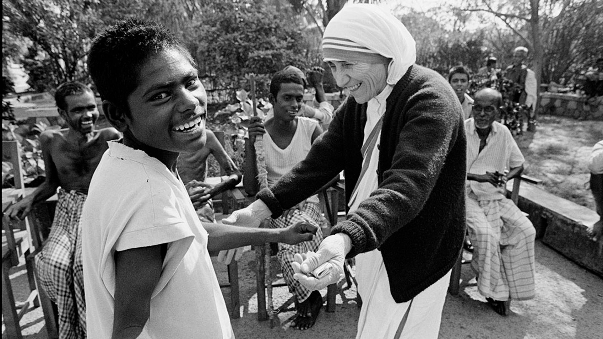 imagen "Madre Teresa, no hay Amor más Grande"